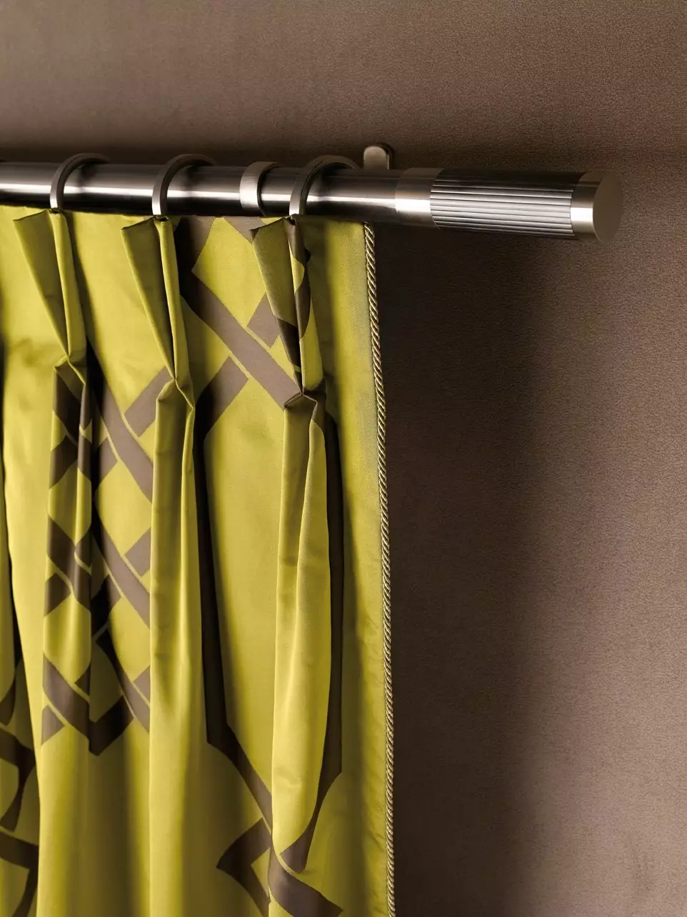 66374 Auro Swan Neck - Auro