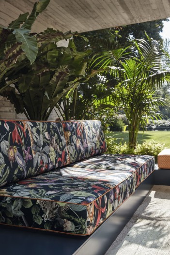 Jab Outdoor